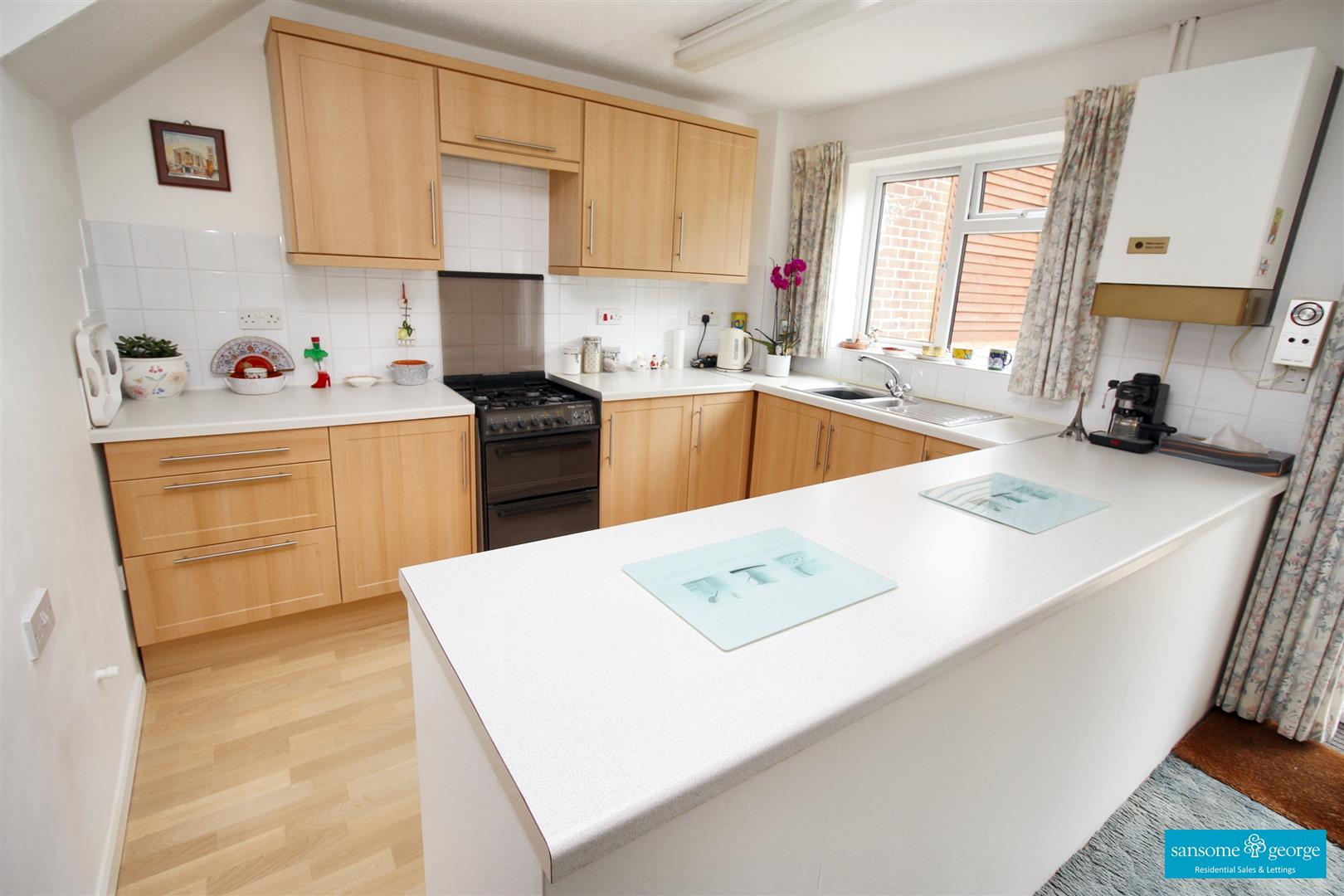 3 bed property in Prince William Drive, Tilehurst